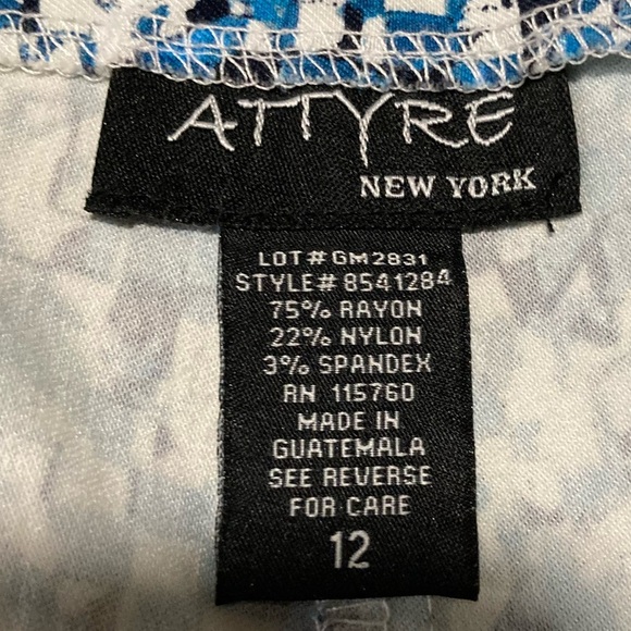 Attyre Blue and White Straight Leg Pants with Geometric Patterns - Picture 5 of 13